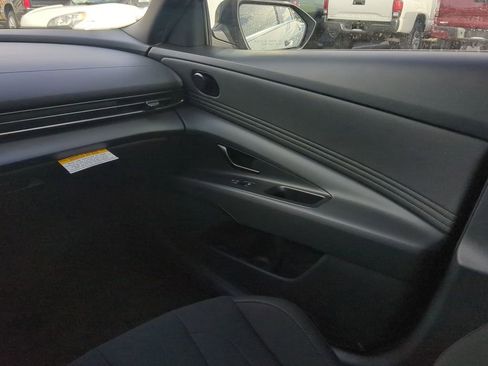 New 2026 Hyundai Elantra SEL Sport Premium FWD image 19