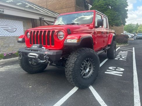 Used 2022 Jeep Gladiator Sport AWD/4WD image 3