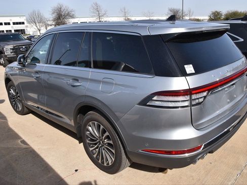 Certified 2023 Lincoln Aviator Reserve w/ Equipment Group 201A image 9