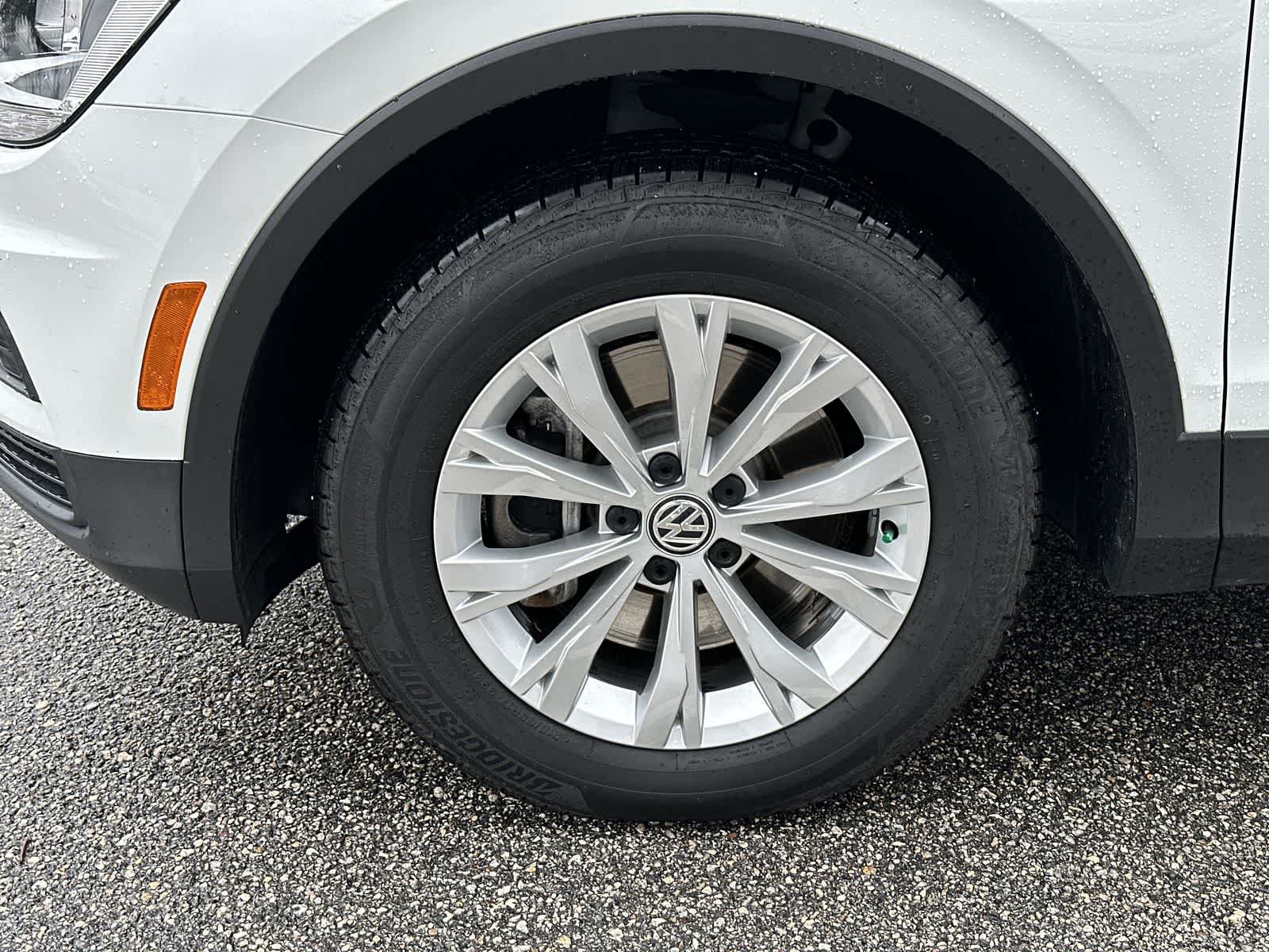 Used 2019 Volkswagen Tiguan SE FWD image 13