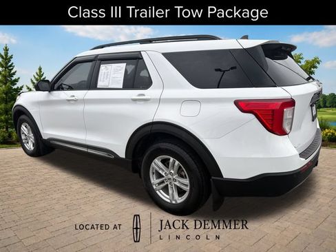 Used 2021 Ford Explorer XLT w/ Equipment Group 202A AWD/4WD image 5