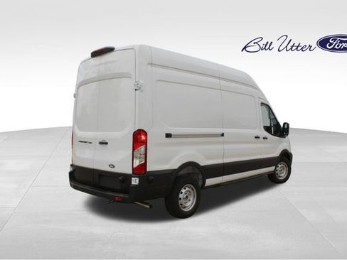 New 2026 Ford Transit 250 148 High Roof RWD image 3