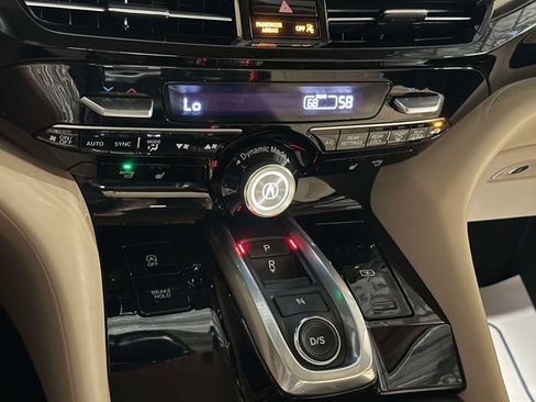 Certified 2024 Acura MDX SH-AWD w/ Technology Package image 24