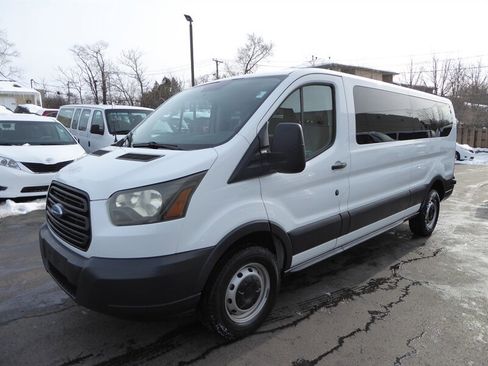 Used 2015 Ford Transit 350 XL image 3