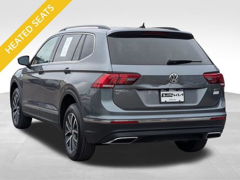 Used 2020 Volkswagen Tiguan SE w/ Panoramic Sunroof Package AWD/4WD image 3