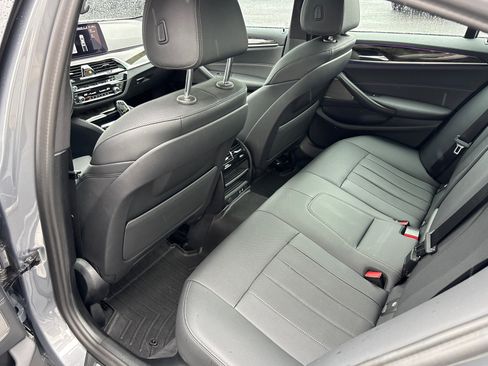 Used 2023 BMW 540i xDrive w/ M Sport Package image 28