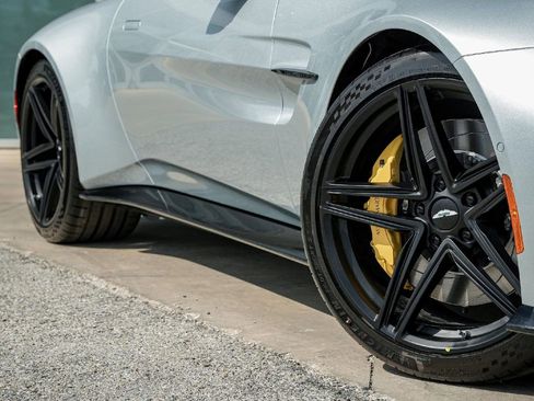 New 2026 Aston Martin V8 Vantage Coupe image 2