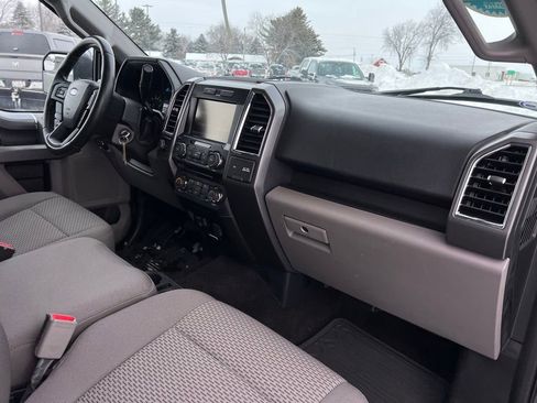 Used 2015 Ford F150 XLT w/ Equipment Group 302A Luxury image 34