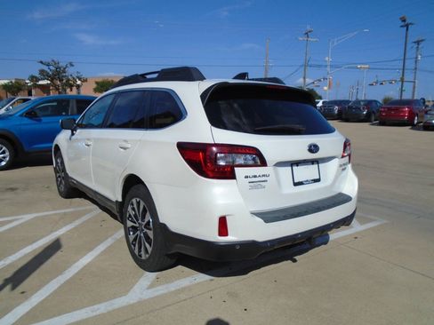 Used 2017 Subaru Outback 3.6R Limited AWD/4WD image 7