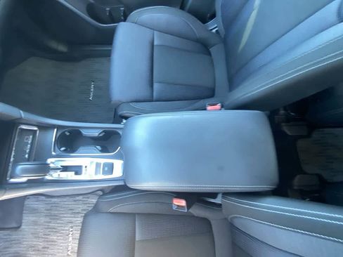 Used 2024 Subaru Ascent Premium w/ Convenience Package AWD/4WD image 20