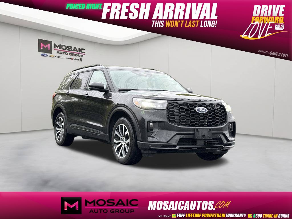 Used 2025 Ford Explorer ST-Line AWD/4WD image 1
