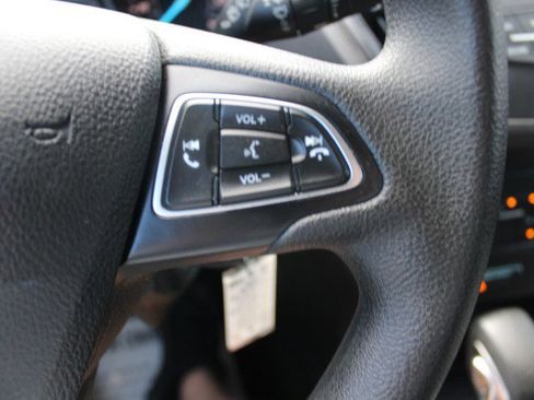 Used 2018 Ford Escape S FWD image 18