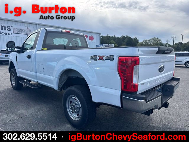 Used 2018 Ford F250 XL w/ Power Equipment Group AWD/4WD image 4