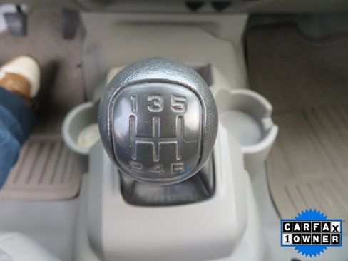 Used 2006 Chevrolet Colorado LS image 25