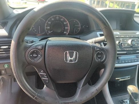 Used 2014 Honda Accord Sport image 19