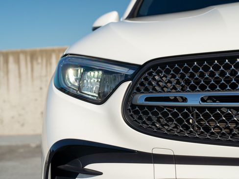 Certified 2023 Mercedes-Benz GLC 300 4MATIC image 25
