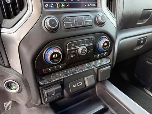 Used 2019 Chevrolet Silverado 1500 RST w/ All-Star Edition image 17