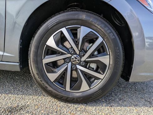 Used 2024 Volkswagen Jetta S image 12