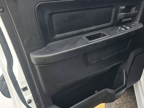 Used 2019 RAM 1500 Tradesman AWD/4WD image 11