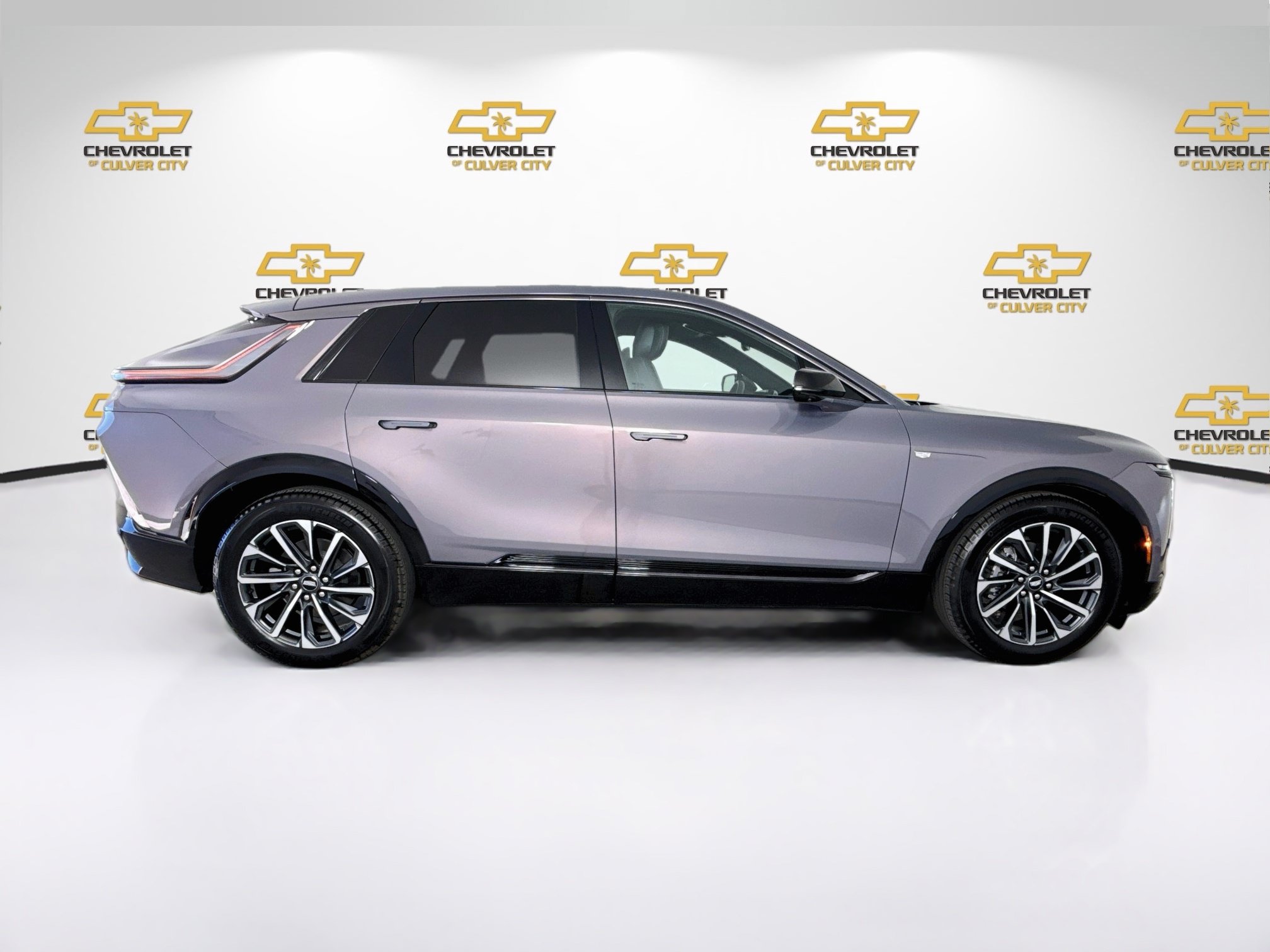 Used 2024 Cadillac Lyriq Sport w/ LPO, Floor Liner Package RWD image 9