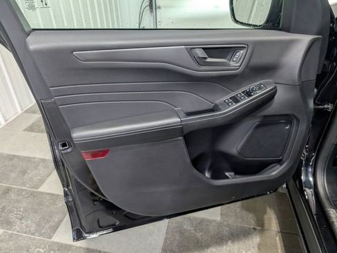 Used 2023 Ford Escape Active image 12