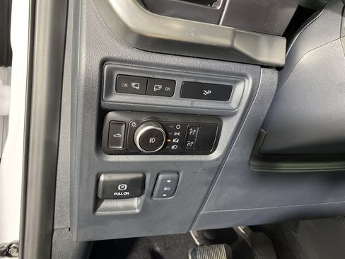 Used 2023 Ford F150 Lariat w/ Equipment Group 502A High AWD/4WD image 25