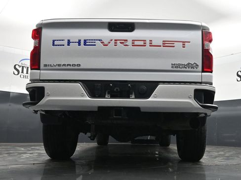 Used 2020 Chevrolet Silverado 2500 High Country w/ Z71 Off-Road Package AWD/4WD image 22