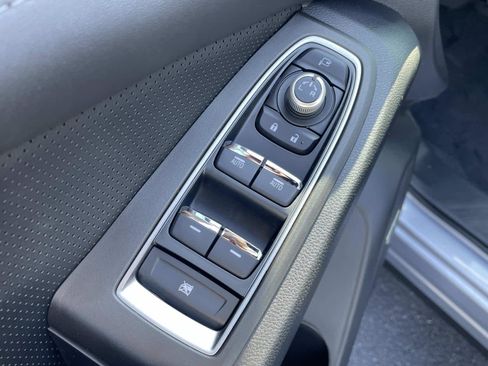 New 2025 Subaru Ascent Touring w/ Popular Package #2 image 8