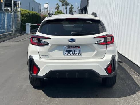 Used 2024 Subaru Crosstrek 2.0i Premium w/ Crosstrek Mirror Package image 5