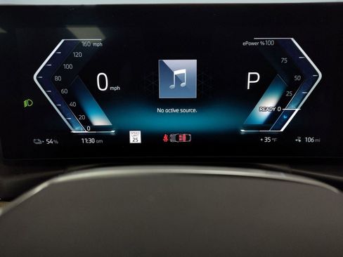 Used 2025 BMW i4 xDrive40i w/ Parking Assistance Package image 17