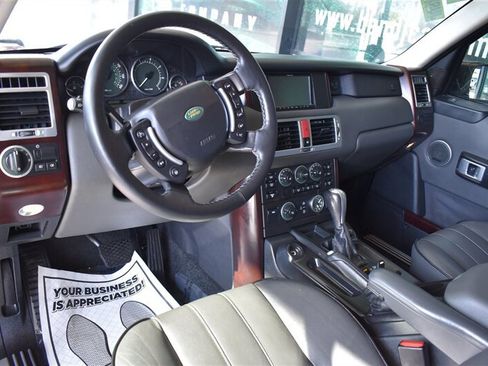 Used 2005 Land Rover Range Rover HSE image 26