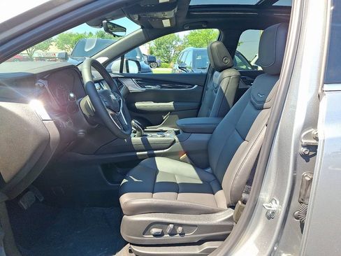 New 2026 Cadillac XT5 Premium Luxury w/ Driver Assist Package AWD/4WD image 6