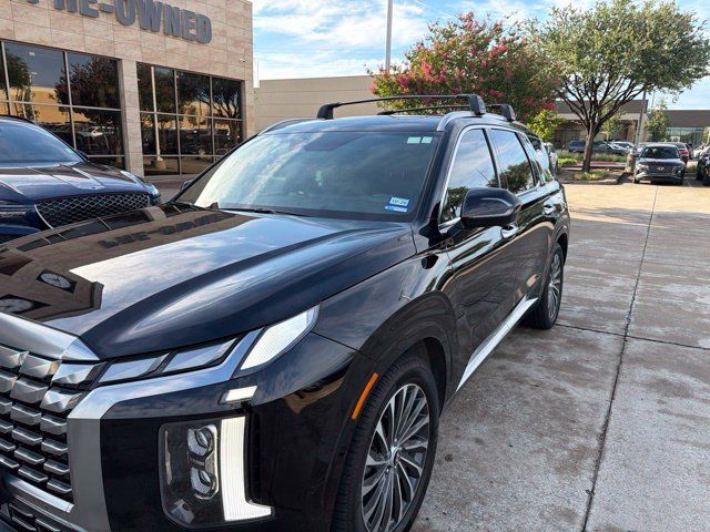 Used 2024 Hyundai Palisade Calligraphy AWD/4WD image 2