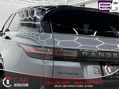 Used 2021 Land Rover Range Rover Evoque R-Dynamic S AWD/4WD image 44