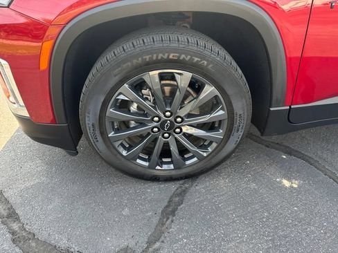Used 2023 Chevrolet Traverse RS w/ LPO, Floor Liner Package AWD/4WD image 26