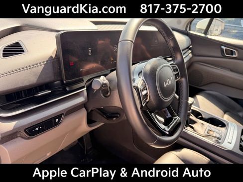 Certified 2025 Kia Carnival EX image 14