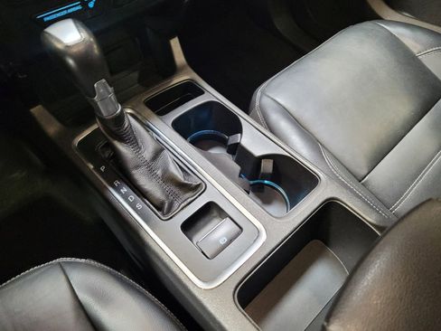 Used 2018 Ford Escape Titanium AWD/4WD image 26