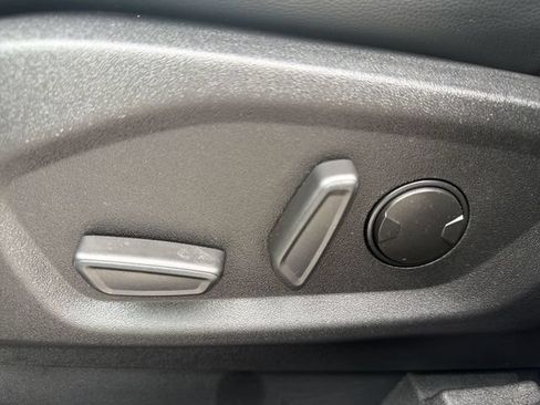 Used 2022 Ford Edge SEL AWD/4WD image 12