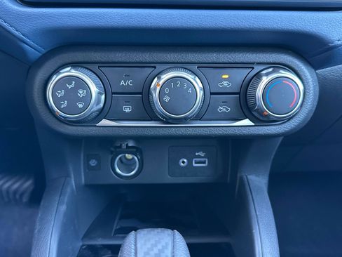 New 2025 Nissan Versa SV w/ Trunk Package image 14