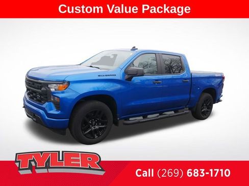 Used 2023 Chevrolet Silverado 1500 Custom w/ LPO, Dark Essentials Package AWD/4WD image 3