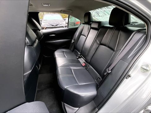 Used 2022 Toyota Corolla XLE image 25