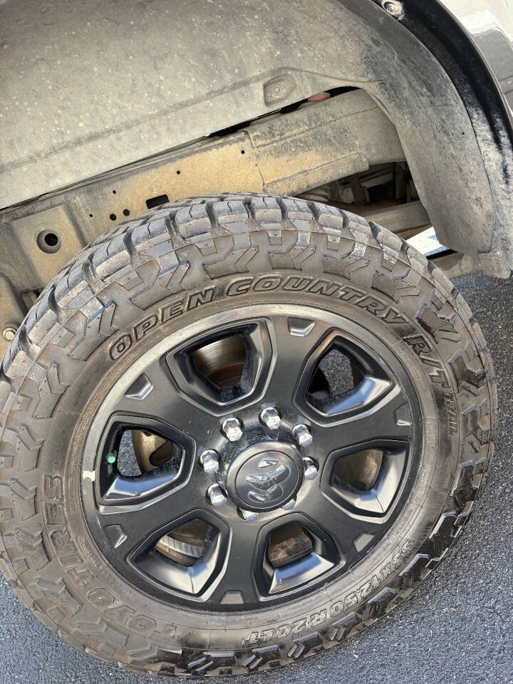 Used 2018 RAM 2500 Laramie w/ Sport Appearance Group AWD/4WD image 23