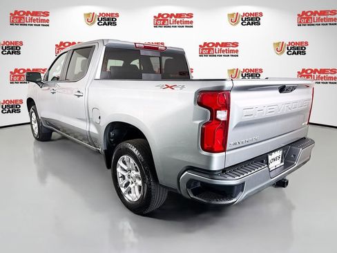 Used 2025 Chevrolet Silverado 1500 RST w/ Convenience Package II AWD/4WD image 2