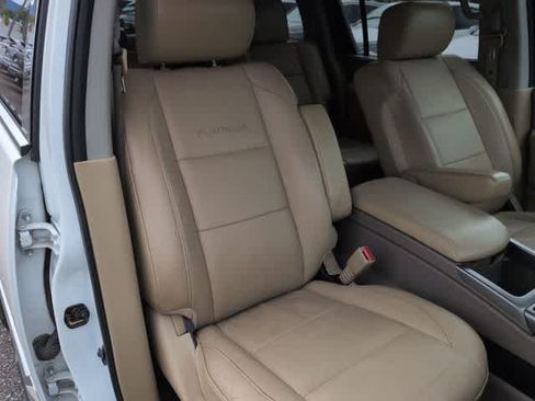 Used 2015 Nissan Armada Platinum w/ 2nd Row Captain Seat Package RWD image 21
