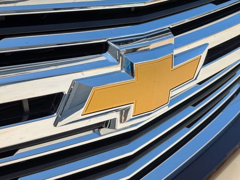 Used 2017 Chevrolet Tahoe Premier RWD image 5
