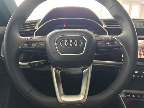 Used 2024 Audi Q3 2.0T Premium Plus image 27