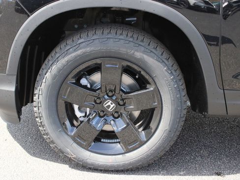 New 2026 Honda Ridgeline Black Edition image 11