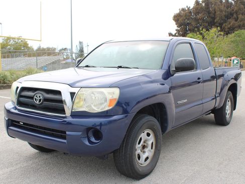 Used 2005 Toyota Tacoma 2WD Access Cab image 1