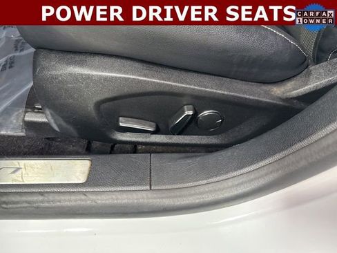 Used 2019 Ford Fusion Energi Titanium image 5