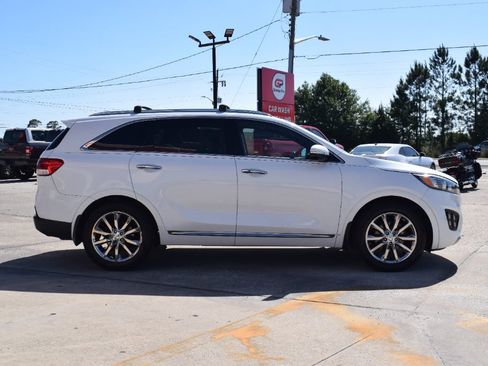 Used 2017 Kia Sorento SX FWD image 3